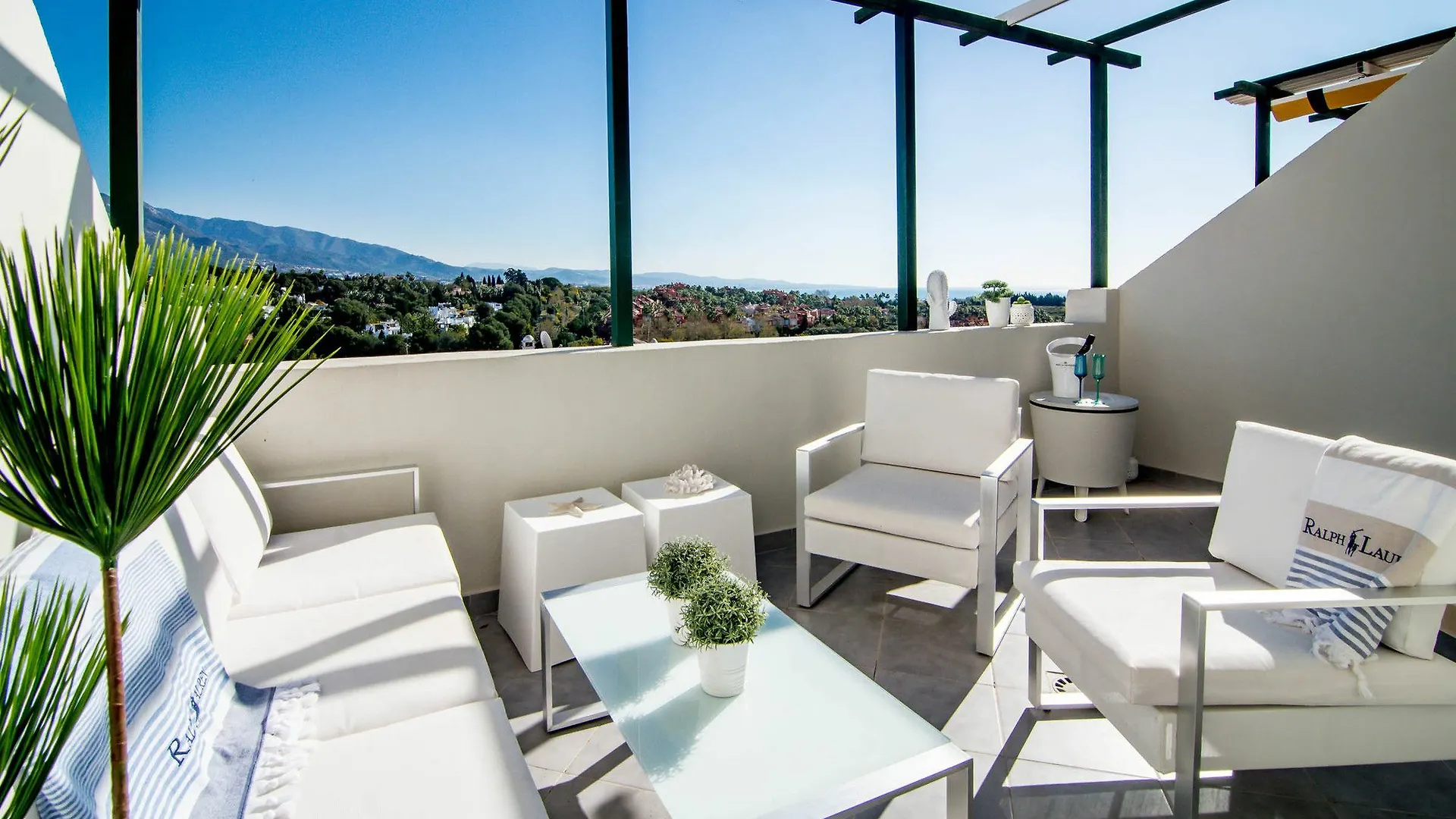 Sad-Spacious 2 Bedroom Duplex P.Banus Marbella Apartment
