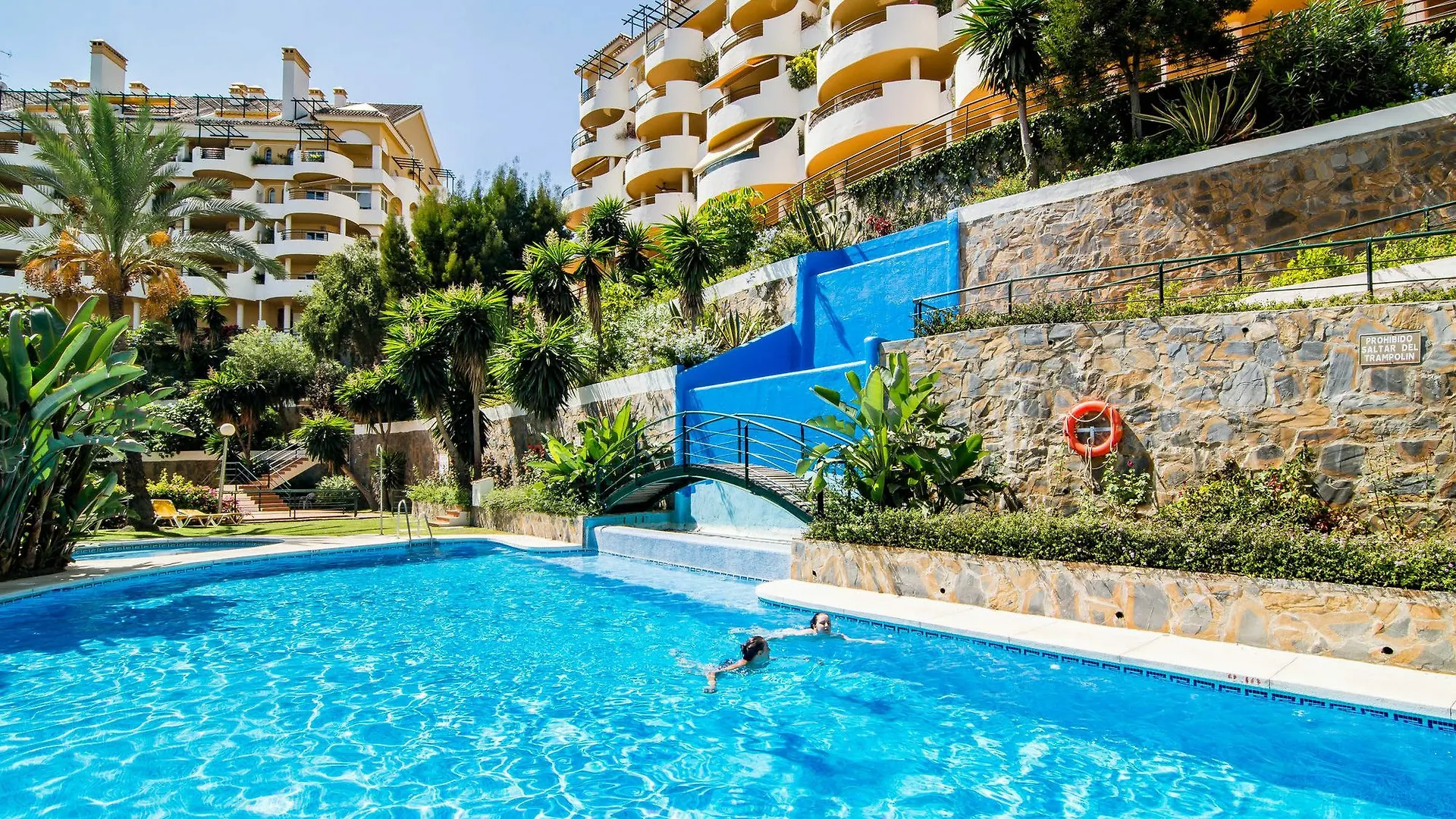 Sad-Spacious 2 Bedroom Duplex P.Banus Marbella Apartment